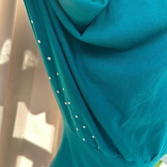 Vintage 80's Menehune Elves Green, Sleigh/Tree, Long Bat Sleeves Top-One Size - Picture 9 of 12